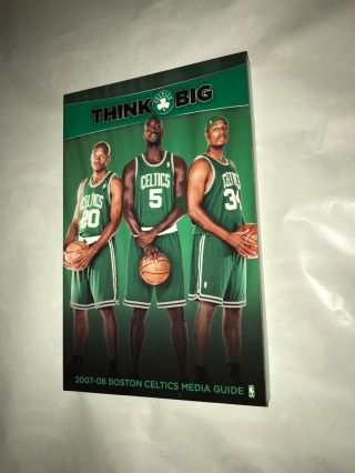 2007 - 2008 Boston Celtics Media Guide Nba Kevin Garnett Paul Pierce Ray Allen