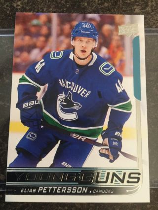18 - 19 Ud Series 1 Young Guns Elias Pettersson Rookie Series One Yg Canucks