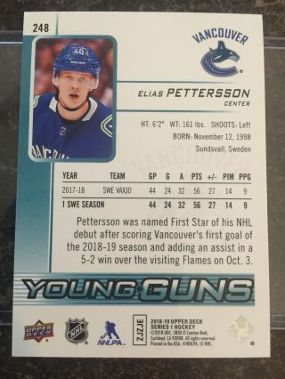 18 - 19 UD Series 1 Young Guns ELIAS PETTERSSON Rookie Series One YG CANUCKS 2