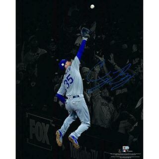 Cody Bellinger Autographed " The Catch " 16 X 20 Photograph Dodgers Fanatics