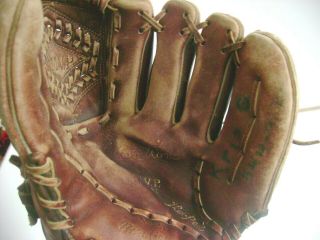 Vintage Pete Rose Right Hand Throw Mvp Model Babeball Glove By Macgregor