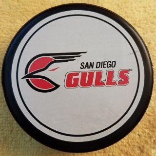 Vintage San Diego Gulls Ihl Official General Tire Hockey Puck Canada Old