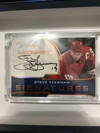 Steve Yzerman 18 - 19 Leaf Ultimate Signatures Autograph Auto Bronze /5