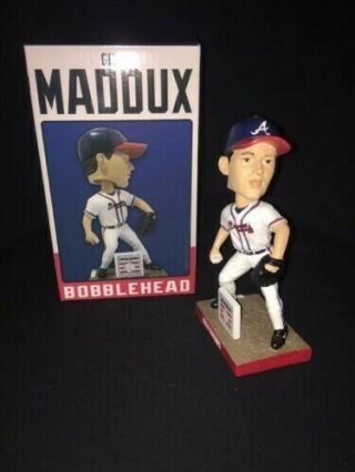 Greg Maddux Atlanta Braves Hof Hall Of Fame Bobble Bobblehead 2014 Sga W/box