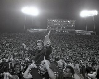 1984 Los Angeles Raiders Tom Flores Bowl Xviii Glossy 8x10 Photo Poster