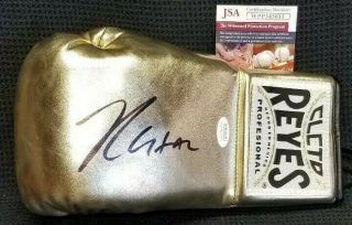 Julio Cesar Chavez Signed Autographed Cleto Reyes Gold Boxing Glove.  Witness Jsa