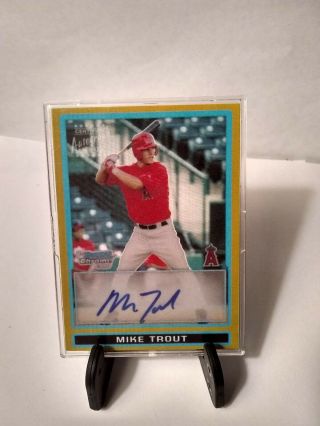 Mike Trout - 2009 Bowman Chrome Auto Gold Rookie Refractor 02/50