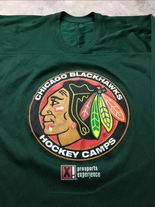 90s VTG CHICAGO BLACKHAWKS GREEN Jersey CCM M Logo Hockey Camp St.  Patrick’s Day 2