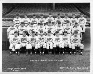 1941 Phillies 8x10 Team Photo With Chuck Klein And More 8x10