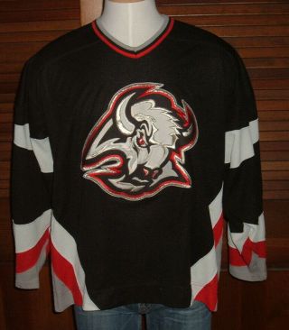 Ccm Buffalo Sabres Nhl Hockey Game Jersey Away Goat Head Sz Xl Vintage 90s