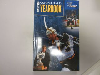 1999 - 00 St.  Louis Blues Nhl Hockey Media Guide Yearbook