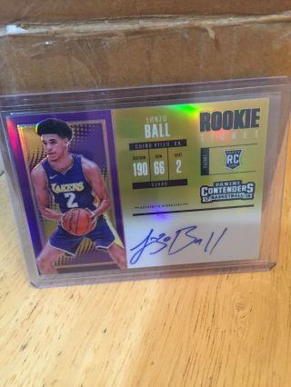 2017 - 18 Panini Contenders Lonzo Ball Lakers Gold Prizms Rookie Ticket 2/10