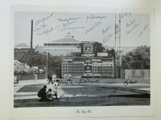 1960 Pittsburgh Pirate 20 " X 15 " B&w Poster Signed By 22 Players.  1 Of 1000.