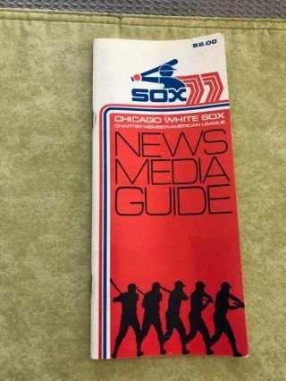 Vintage 1977 Chicago White Sox Baseball Press Television Media Guide (h)