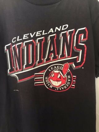 Vintage Cleveland Indians Major League Baseball T - Shirt Size Xl