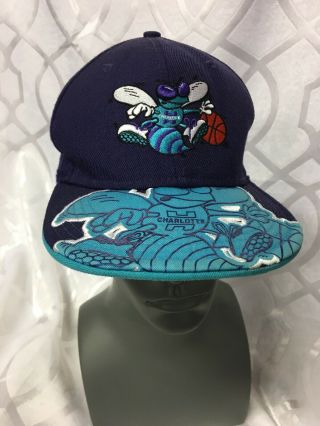 Vintage Charlotte Hornets Sports Basketball Fitted 7 3/8 Hat,  Cap Nba