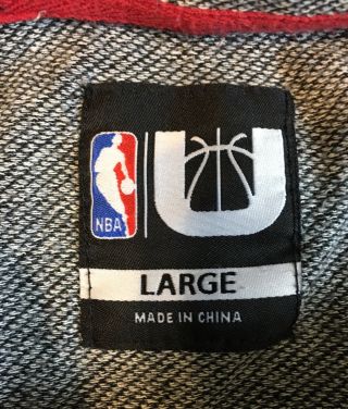 Chicago Bulls NBA Basketball Short Sleeve Hoodie Jacket Shirt Men Size Large 3