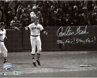 Carlton Fisk Mlb Boston Red Sox Autographed 8x10 Watch Hr Photo With Insc