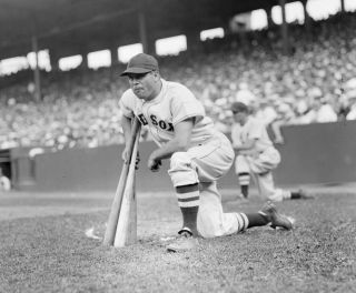 Hall Of Fame Slugger Jimmie Foxx Red Sox Slugger Waits On Deck 8x10 Photo