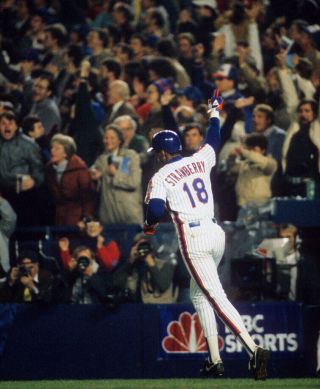 Darryl Strawberry - 8 " X 10 " Photo - 1986 World Series - York Mets Shea Stadium