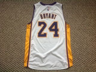 NBA Los Angeles Lakers Adidas Swingman Kobe Bryant Basketball Jersey Medium 3