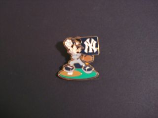 York Yankees Lego With Mickey Mouse Pinback Baseball Disney Collectibilla