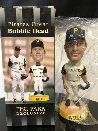 Kip Wells Pittsburgh Pirates Limited Edition Bobble Head -