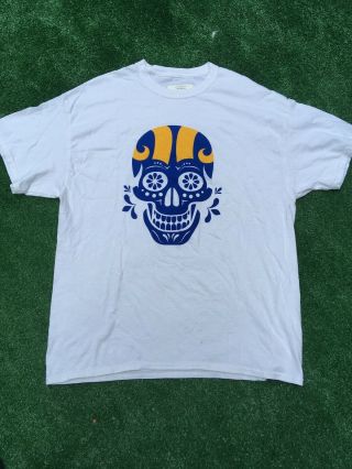 TEAM ISSUED Los Angeles Rams Sugar Skull T Shirt Men Size XL/2XL W/ Rally Towel 2