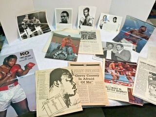 Larry Holmes: Boxing History Complete With Broadcast Scripts,  Pictures & Articles