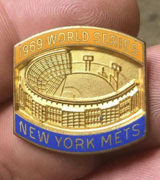 1969 York Mets World Series Champions Championship Press Charm Jump Ring