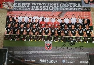 Dc United Soccer 2010 Team Signed 22x17 Poster 13 Autographs