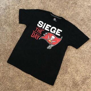 Tampa Bay Buccaneers Nfl Siege The Day Majestic T Shirt Black Size Large