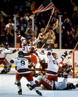 Team Usa 1980 Olympic Miracle On Ice Celebration 8x10 Photo