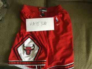 Nike Chicago Bulls Swingman Nba Road Shorts - Red Size Xxl.