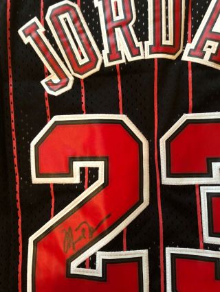 Michael Jordan auto autograph signed Chicago Bulls Jersey 2