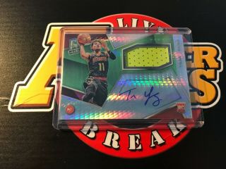 2018 - 19 Panini Spectra Trae Young Rookie Patch Auto Rpa Rc 12/49 Ssp