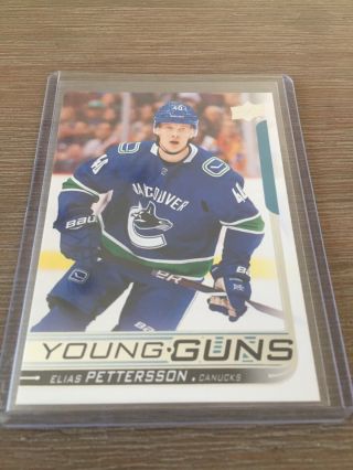 Elias Pettersson Ud Series One 248 Young Guns Rookie Card