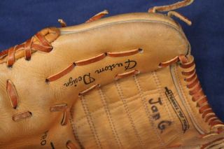 Vintage Sears Ted Williams Baseball Glove Mitt 1676 RHT Youth Size 3