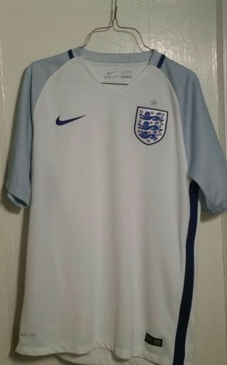 Size M England National Team 2016/2017/2018 Home Football Shirt Jersey Nike