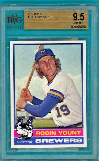 1976 Topps Robin Yount 316 – Bvg 9.  5 - Gem 10 Brewers