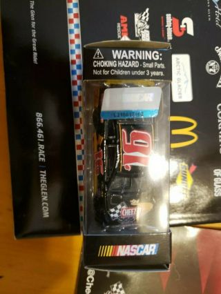 2016 Watkins Glen NASCAR CHEEZIT Offl Souvenir Prog Car & CARL EDWARDS AUTOGRAPH 7