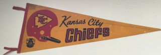 Kansas City Chiefs Vintage Afl Pennant 1 - Bar Helmet Full Size