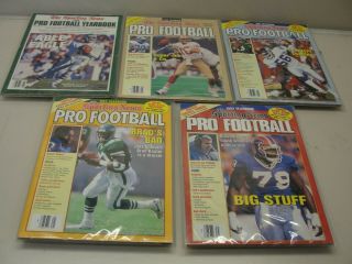 1989 1990 1991 1992 1993 The Sporting News Pro Football Yearbook Lawrence Taylor
