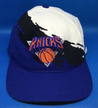 Vintage Nba York Knicks Logo Athletic Paint Splash Snapback Cap Hat