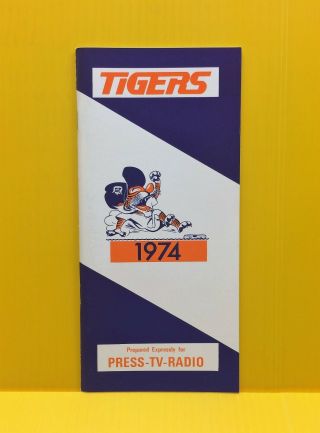 1974 Detroit Tigers Baseball Media Guide Press Yearbook Al Kaline Mickey Lolich