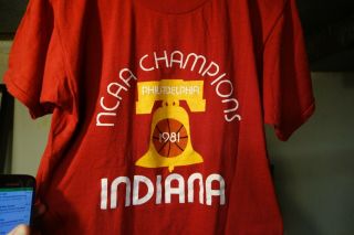 Indiana University Hoosiers Basketball 1981 National Championship T - Shirt,  Mediu
