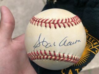 Hank Aaron Autographed Baseball (upper Deck Authenticated) Udm23709