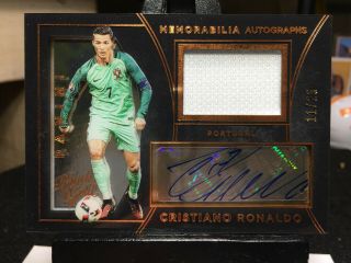 2016 - 17 Black Gold Soccer Cristiano Ronaldo Memorabilia Autograph 11/25 Auto