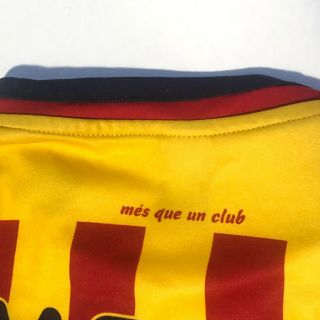 Messi FC Barcelona Jersey.  F.  C.  B.  Mens size medium. 4