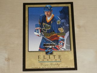 1996 - 97 Donruss Elite Inserts Gold 2 Wayne Gretzky 1526/2000